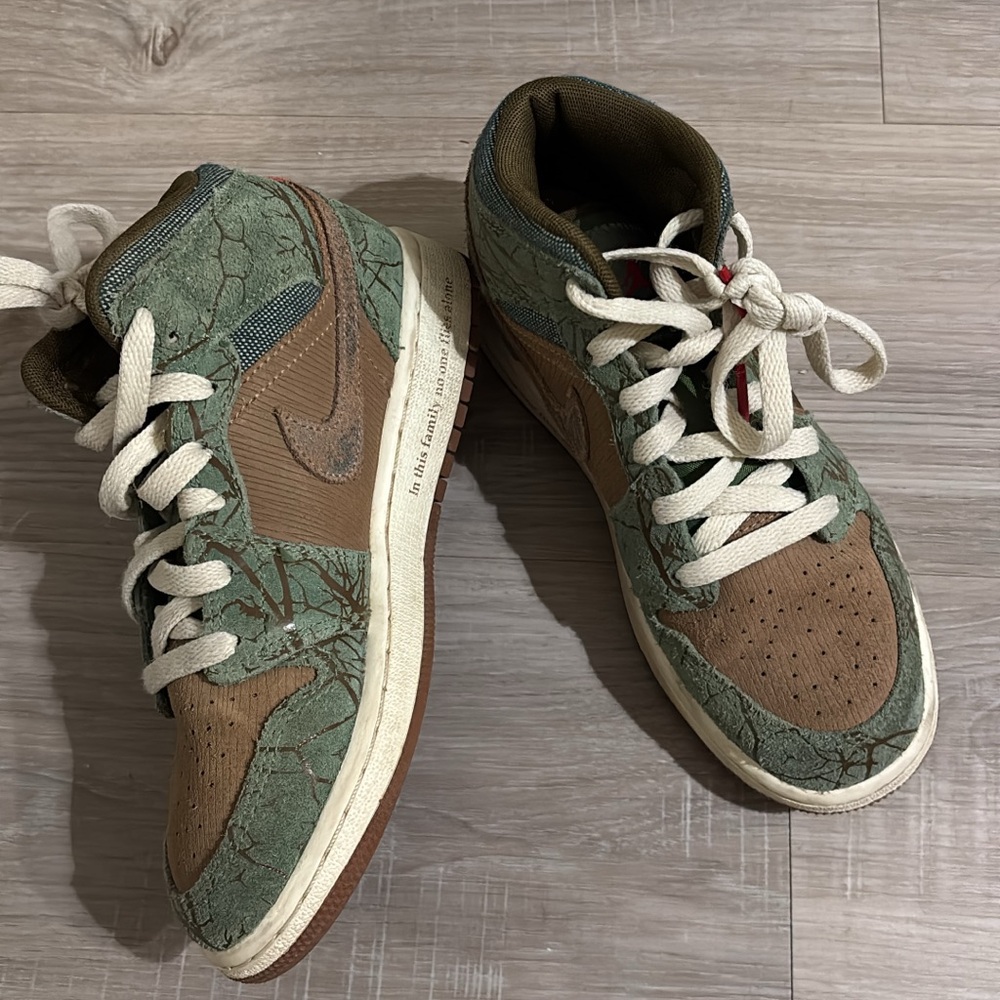 The Air Jordan 1 Mid GS “Treeline”